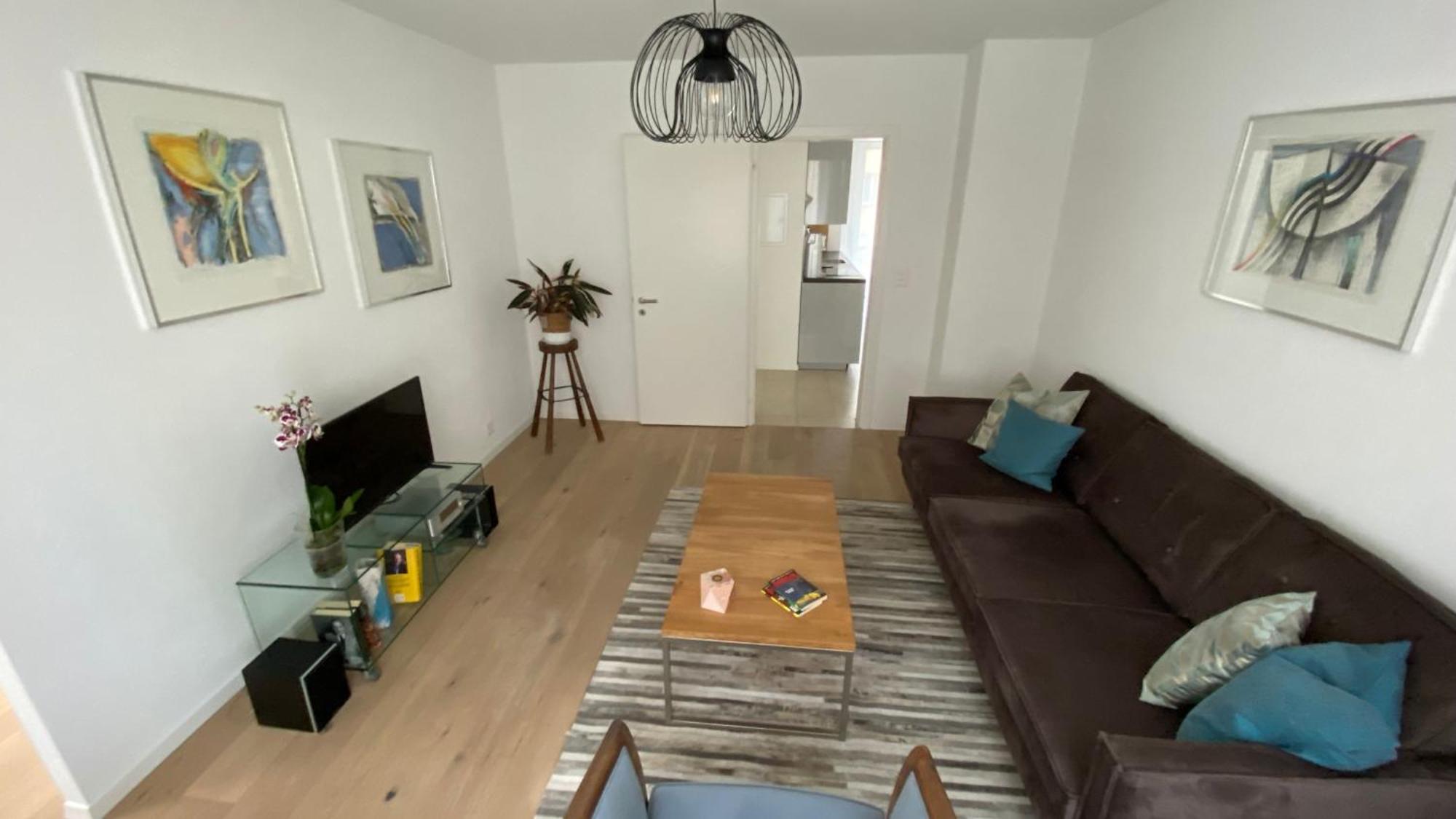 H1 With 4,5 Room, Bathroom, Kitchen, Central, Quiet & Modern With Office Zürich Eksteriør bilde