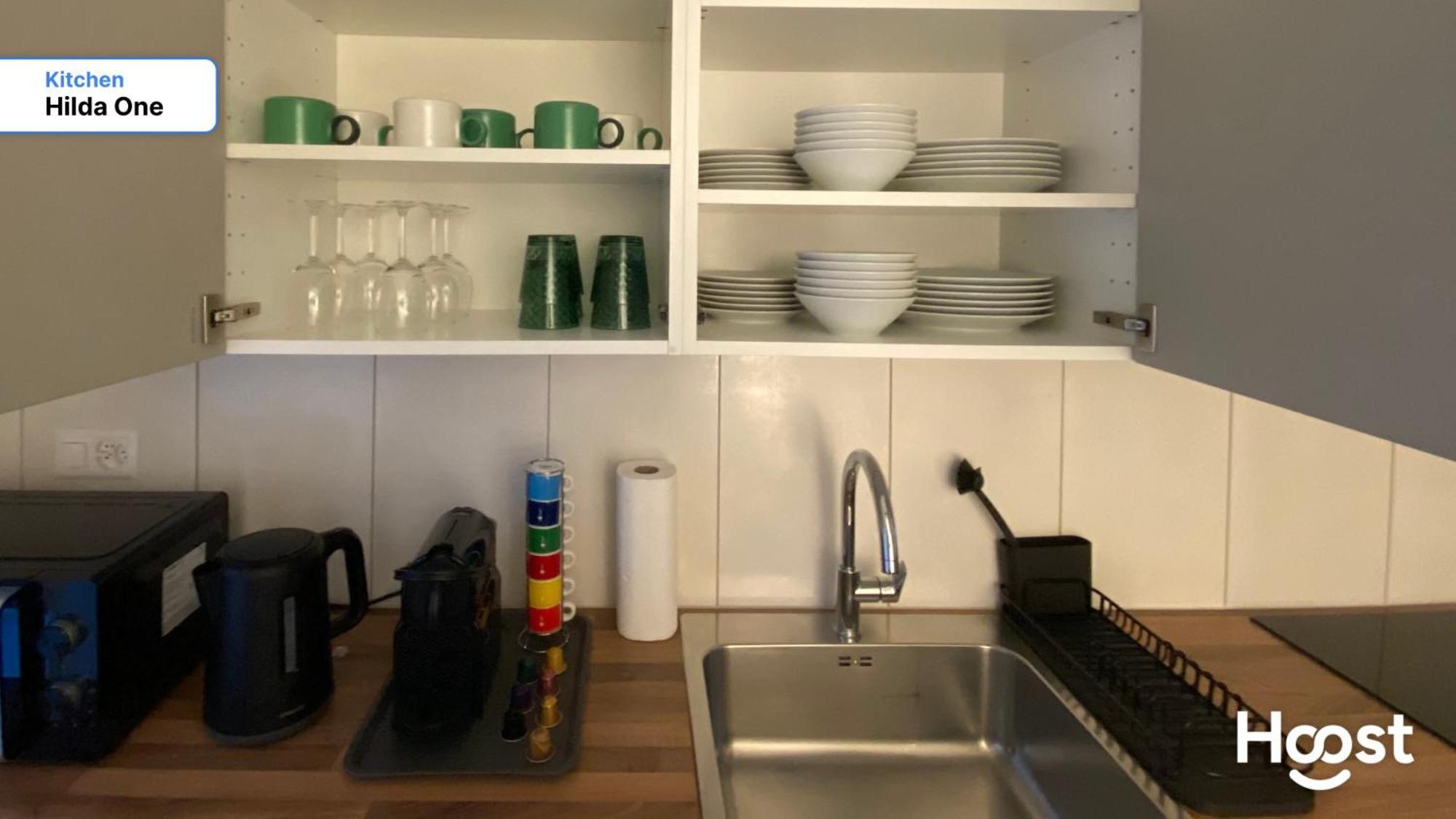 H1 With 4,5 Room, Bathroom, Kitchen, Central, Quiet & Modern With Office Zürich Eksteriør bilde
